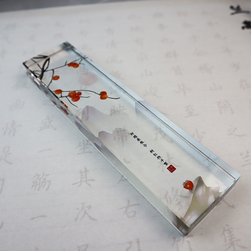 Szklany przycisk do papieru Tr – Book Weight Glass recenzja i cena